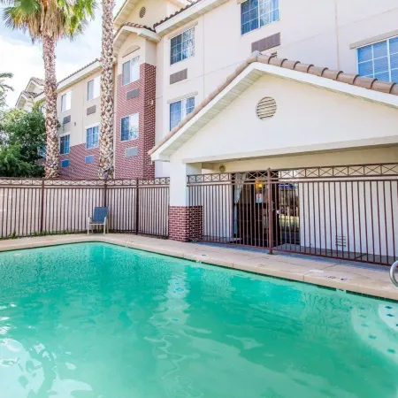 Baymont by Wyndham Chandler I-10