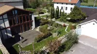 Hôtel la Vinaigrerie Logis Hotel a Gudmont