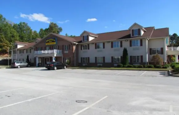 漢普頓韋斯特旅館&套房酒店