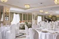 Grand Hotel Vanvitelli Hotels in San Marco Evangelista