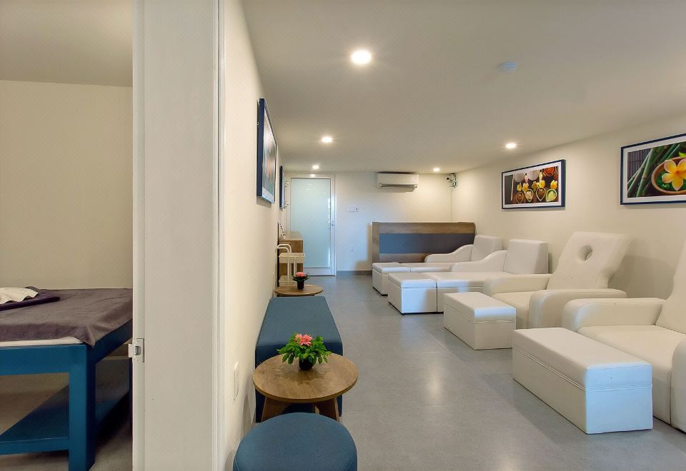 Hoi An Aurora Riverside Hotel & SpaOver view