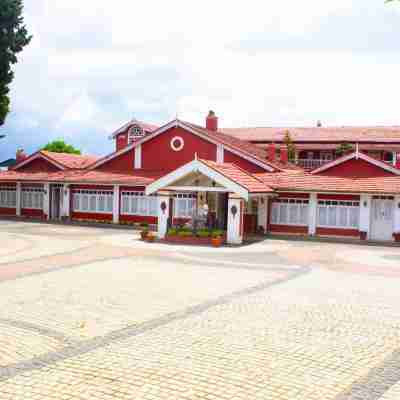 West Downs - the Heritage Resort Hotel Exterior