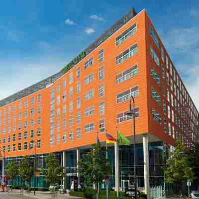 Courtyard by Marriott Berlin City Center Hotel Exterior
