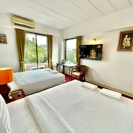 Mango Lagoon Place