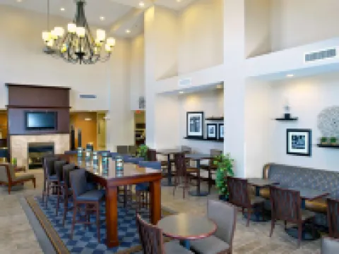 햄프턴 인 & 스위트 프레스코트 밸리 야바파이 호텔