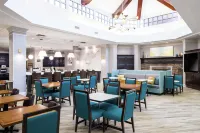 Hampton Inn & Suites Memphis at Beale Street - Pools