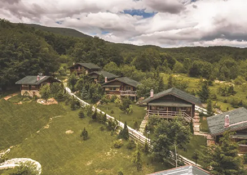 Sfendamos Wood Village