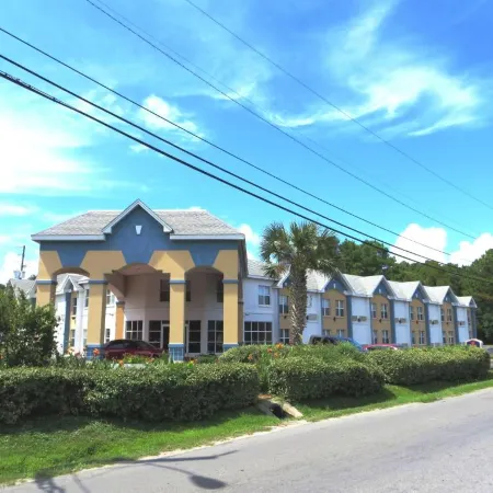 Days Inn by Wyndham Panama City