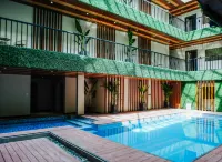 SureStay Studio by Best Western Clarkview, Angeles City - Rooftop Pools