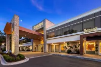 The Kingsley Bloomfield Hills - a DoubleTree by Hilton Hotel berhampiran Jared Vault