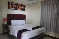 Diponegoro House Hotels in Sidorejo