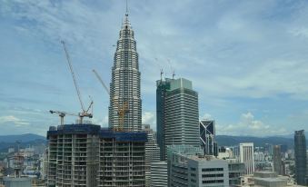 KLCC KL Tower View Luxury Suites