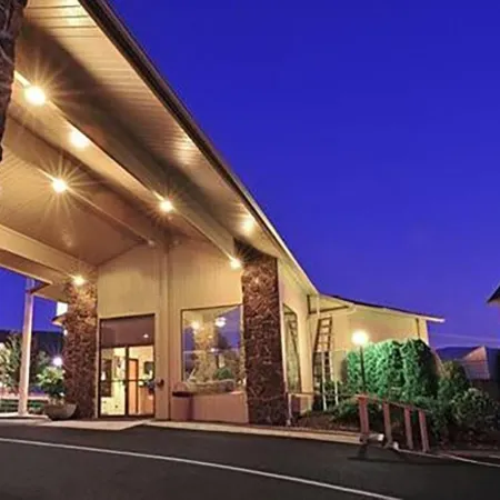 Red Lion Inn & Suites Grants Pass