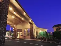 Red Lion Inn & Suites Grants Pass - Wi-Fi
