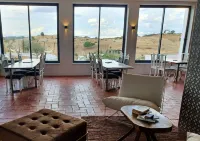 Monte Do Malhao - Art, Eco & Spa - parking