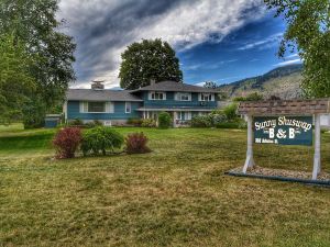 Sunny Shuswap B&B