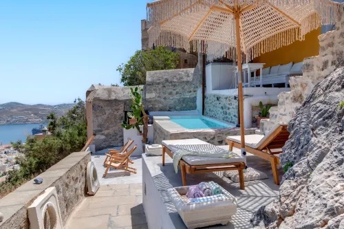 Wind Tales Hotels in Ano Siros