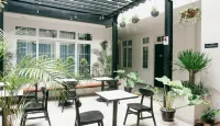 Cottonwood Boutique Heritage Otten Hotels in Kecamatan Cicendo