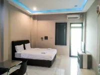 Mandabelle Villas Tanjung Lesung Hotel dekat Pantai Kasvana Beach