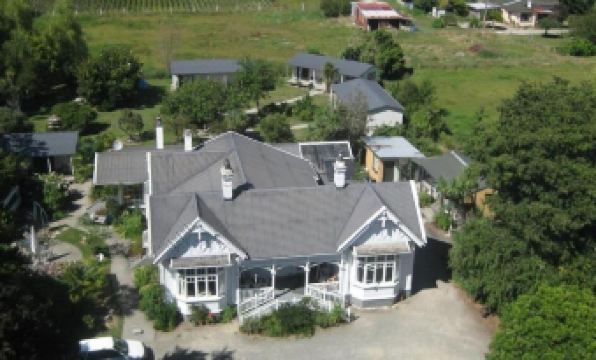 화이트 엘리펀트 정원 이미지