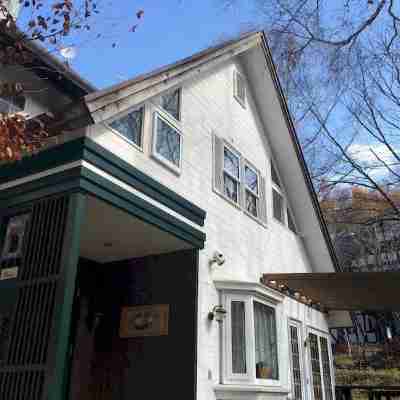 Pension Winds Hotel Exterior