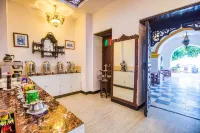 Tembo House Hotel - Завтрак