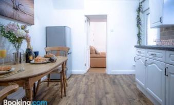 Langland Road - 1 Bedroom Apartment - Mumbles