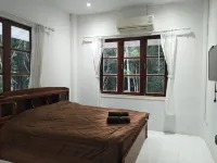 Kood Life Hotels in Koh Kood