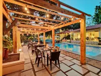 Pushp Vatika Resort & Lawns - Swimmingpools