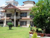 Dipankara Holiday Home Hotel di Baudhatinchule