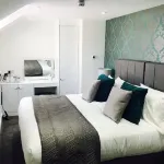 Rose and Crown Hotel & Hope and Anchor Bar Hotel a Fishguard and Goodwick