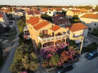 Apartments Moreta