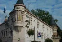Chateau la Tour du Roy Hotels in Vervins