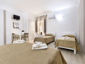 In Centro Rooms Vicino Cefalu Self-Chek-IN