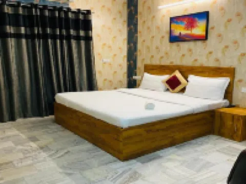 Hotel Eleven Hotels in Sirsa