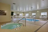 Microtel Inn & Suites by Wyndham Williston Các khách sạn ở Missouri Ridge