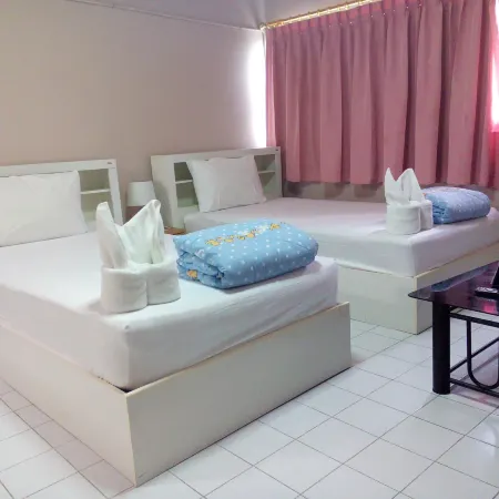 Khunmaiplace Room