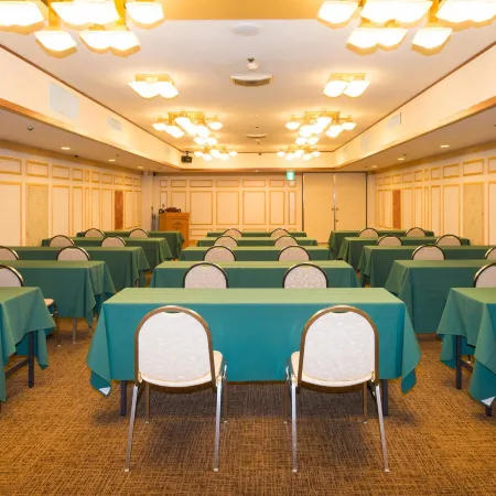 Oita Century Hotel Отели рядом с достопримечательностью «Оита Ховер терминал»
