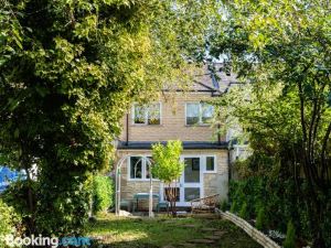 The Heart of Summertown - Bright & Spacious 3Bdr Home with Garden