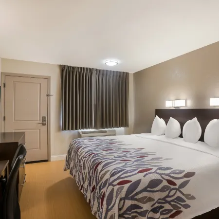Red Roof Inn Stockton