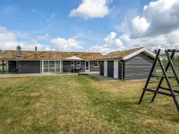 "Frerich" - 1.5km from the Sea