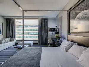 Wyndham Santiago Pettra