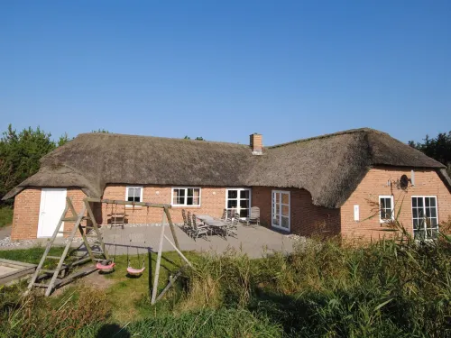 "Hedi" - 900m from the Sea