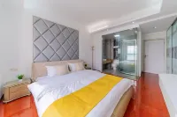 Xingfu Family Apartment (Huanshi East Road) - Condos