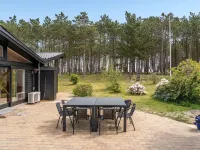 "Keyla" - 50m from the Sea