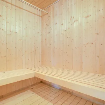 "Henriete" - 3.5km from the Sea