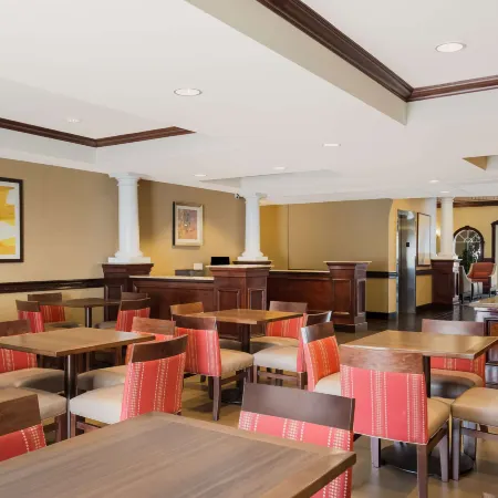 Comfort Suites Near University