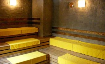 Midorigaoka Onsen and Sauna Business Hotel