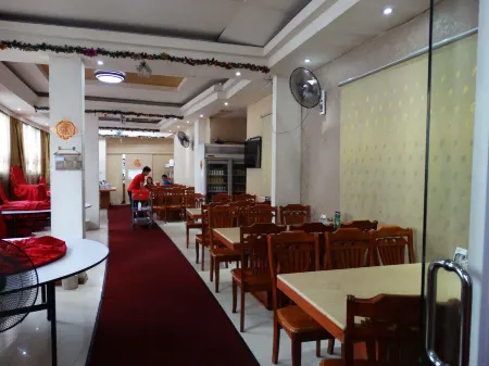 Dela Chambre Hotel Отели рядом с достопримечательностью «University Tower 1»