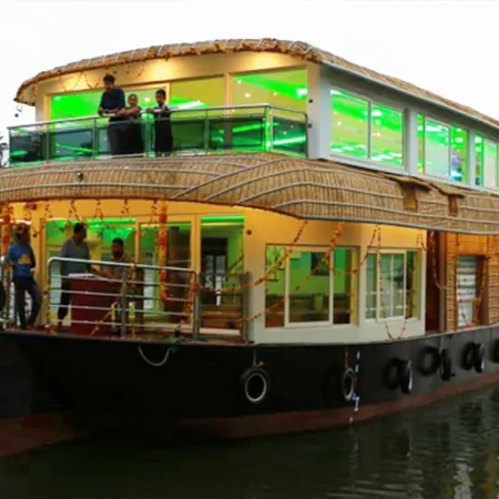 Indraprastham Houseboat